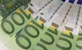 Курс евро на Мосбирже опустился ниже 59 рублей