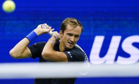 Российский теннисист Даниил Медведев вышел в третий круг US Open