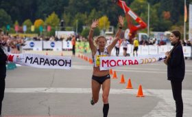 Победителями Московского марафона стали Искандер Ядгаров и Марина Ковалева