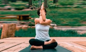 Кундалини-йога помогает справиться с тревожностью — исследование