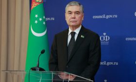 Гурбангулы Бердымухамедов объявлен национальным лидером Туркменистана