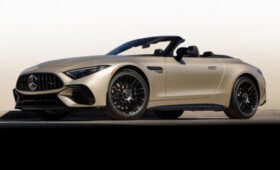 У кабриолета Mercedes-AMG SL появилась «золотая» спецверсия